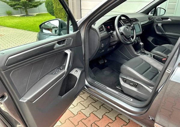 Volkswagen Tiguan Allspace cena 117900 przebieg: 58000, rok produkcji 2020 z Pniewy małe 742